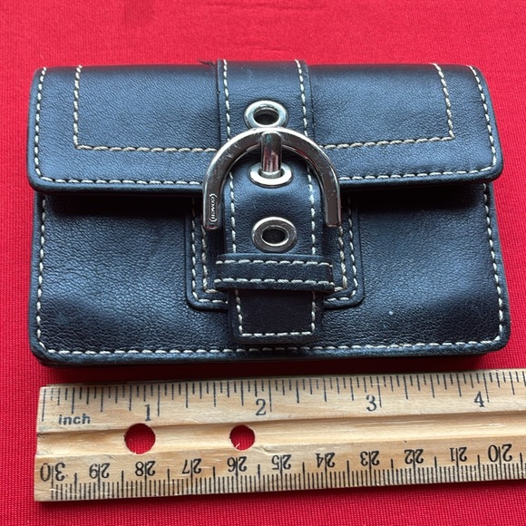 COACH LEATHER CARD CASE - Picture 7 of 9